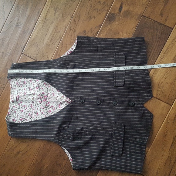 Revolution by Ricki’s Striped Outside Floral Inside Vest Women's Size 16 - Picture 9 of 12